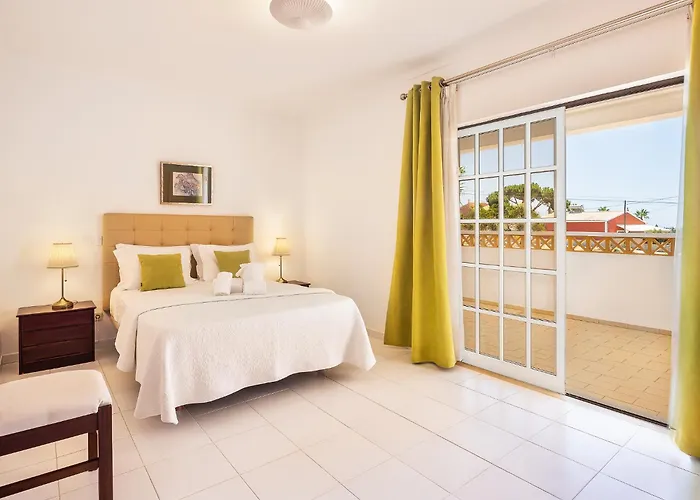 ヴィラ Montejunto *